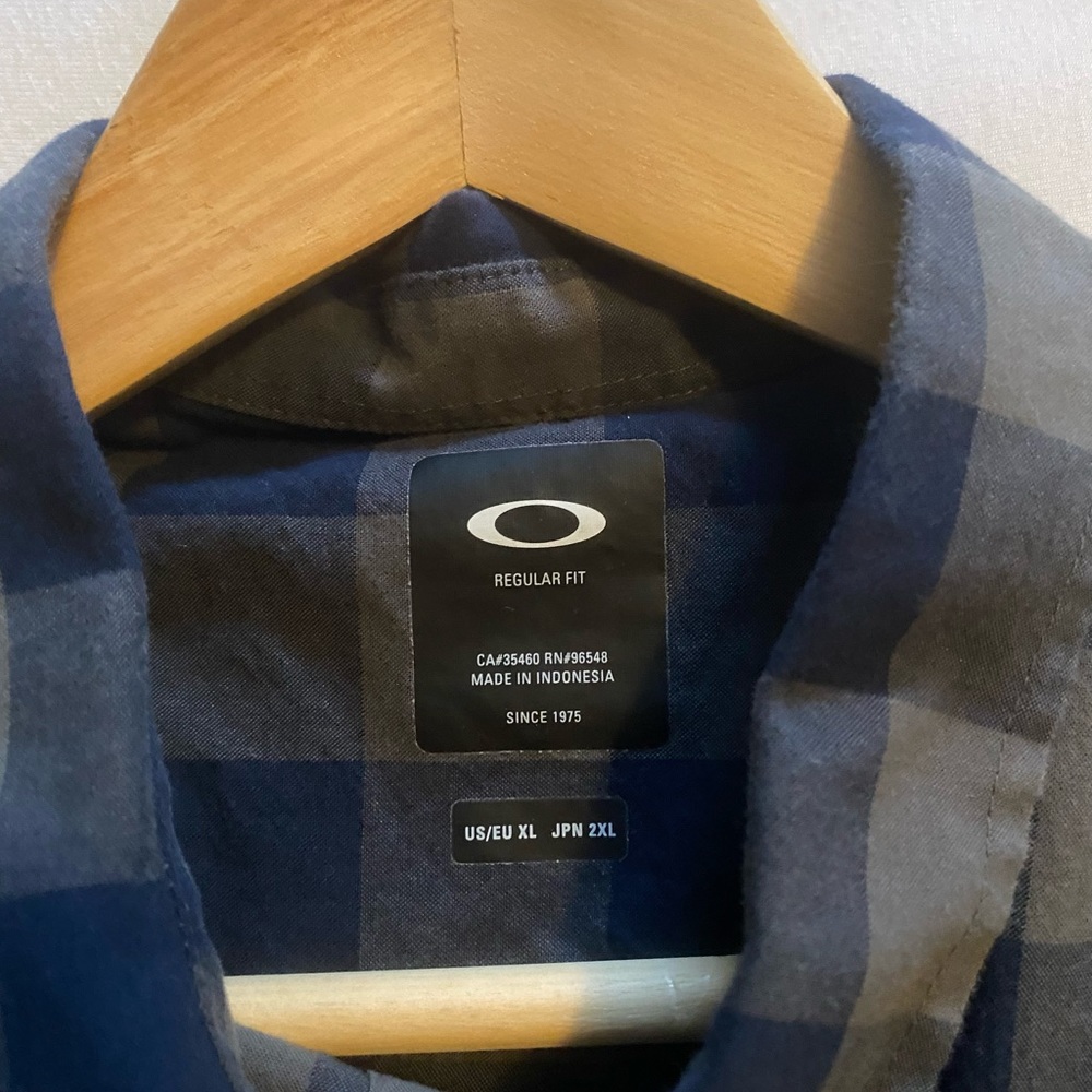 Oakley Short Sleeve Button Up